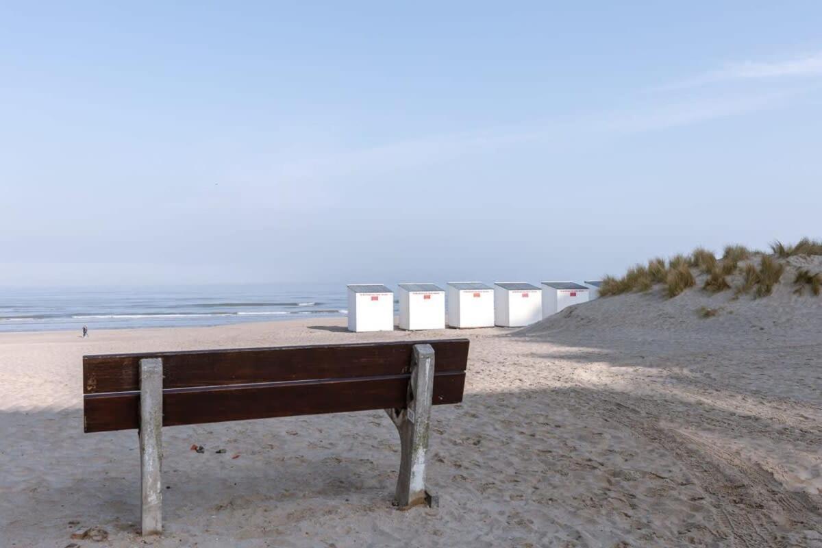 New, Luxurious And Modern Apartment With Private Parking Koksijde Exterior foto